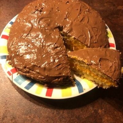 Betsy-and-Polly-chocolate-icing-cake-rotated