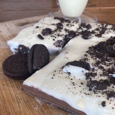 Francesca-and-Tristen-oreo-cheesecake